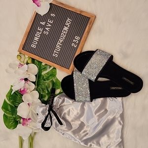 NWT Victoria's Secret Bling Velety Flip Flops Large & "V" Monogramed bag!